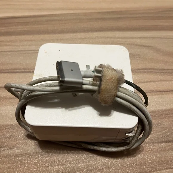 Computer Charger - Picture 10 of 16